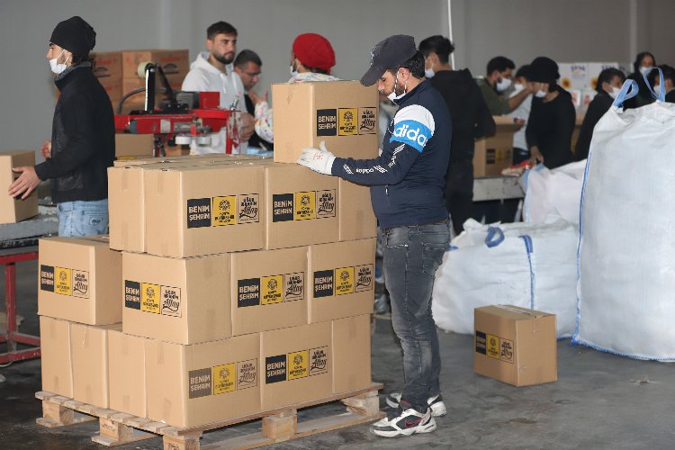 Konya'dan Hatay'a Ramazan kolileri yola çıktı